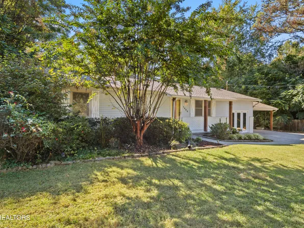 7925 Westland Dr, Knoxville, TN 37919