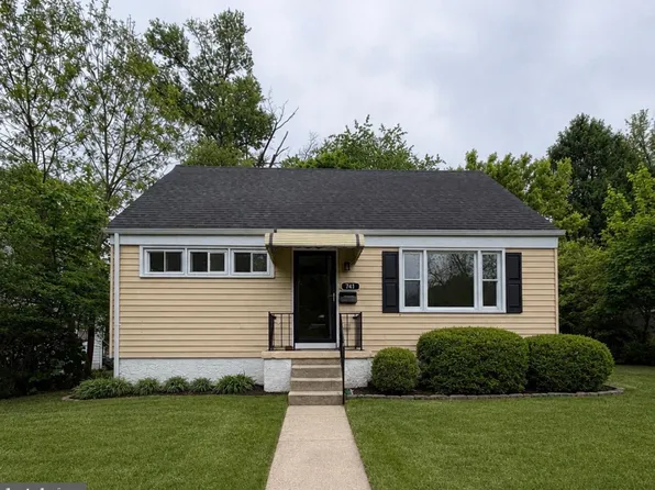 741 Leafydale Ter, Pikesville, MD 21208