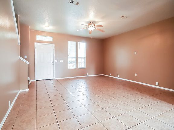 4th image of 18810 Sandelford Dr
