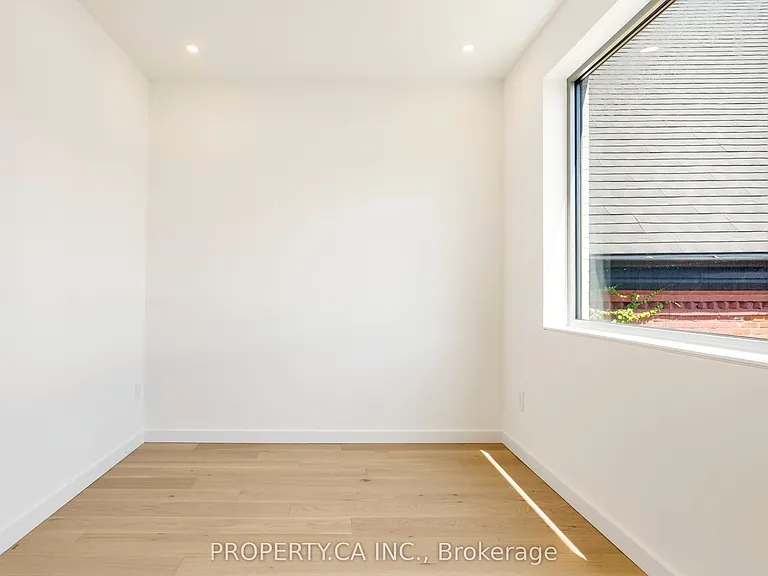 301 Keele St #2 — Photo 21