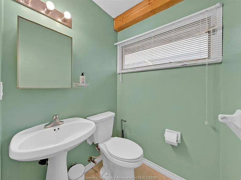 3131 Donnelly St — Photo 24