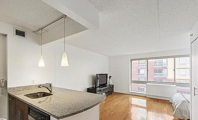 1st image of 555 W 23rd St APT S5p