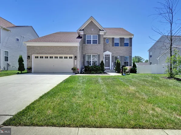 5809 McIntosh Pl, Brandywine, MD 20613