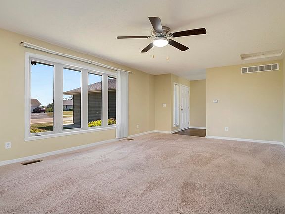 4th image of 350 Cloud Mist Dr