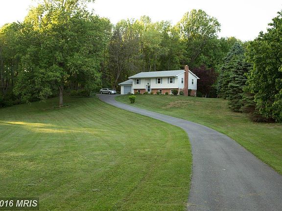 3rd image of 3112 Pheasant Run
