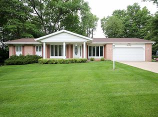 602 Glenview Dr, Madison, WI 53716