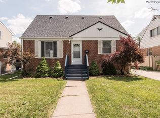 17637 Walter St, Lansing, IL 60438