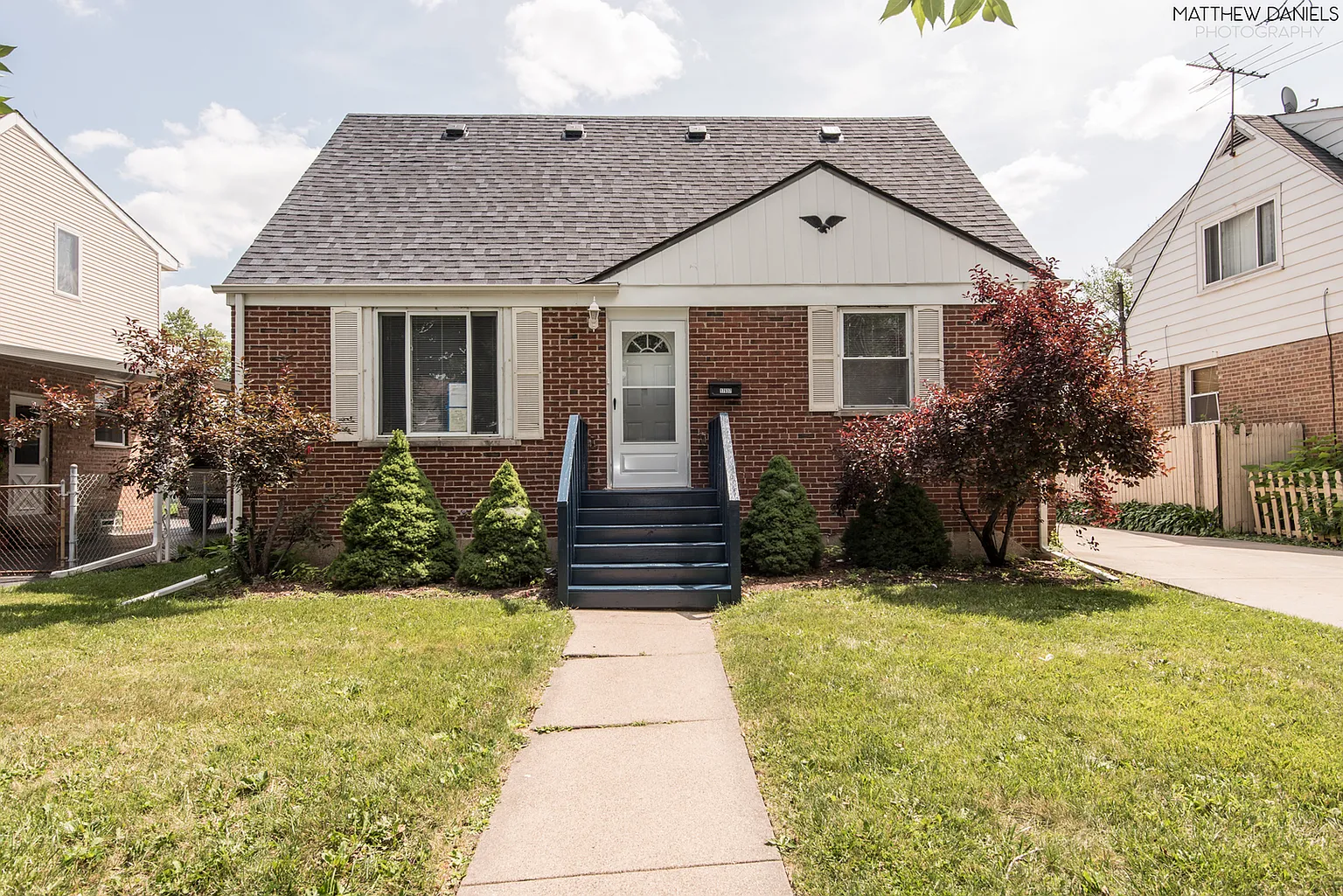 17637 Walter St photo 1