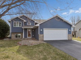 9019 Tamarack Ln, Rockford, MN 55373