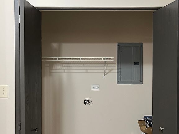 5th image of 7934 S Parnell Ave #2