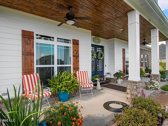 5th image of 4746 Pleasant Breeze Dr