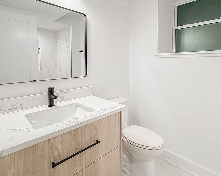2113 N Kenmore Ave #G — Photo 10