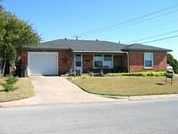 1st image of 421 W Rogers Dr