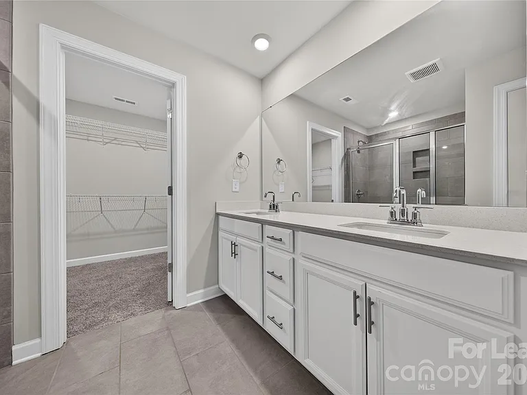 13222 Kenworth Rd — Photo 21