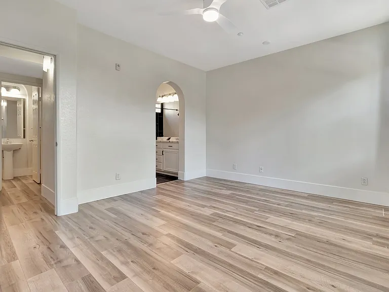 2822 Escala Cir — Photo 12