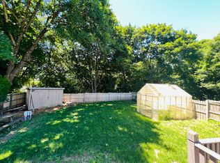 93 Furnace St, Killingly, CT 06239