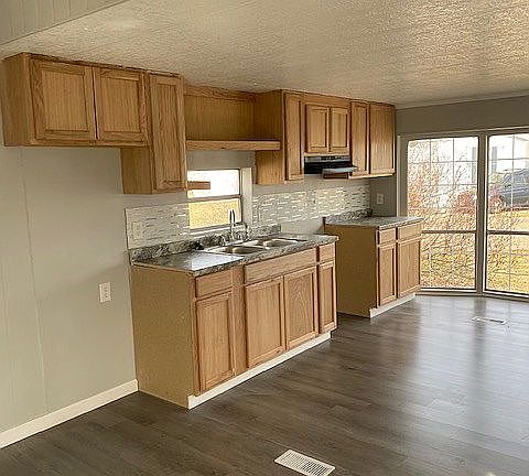 2nd image of 360 S Main St #687