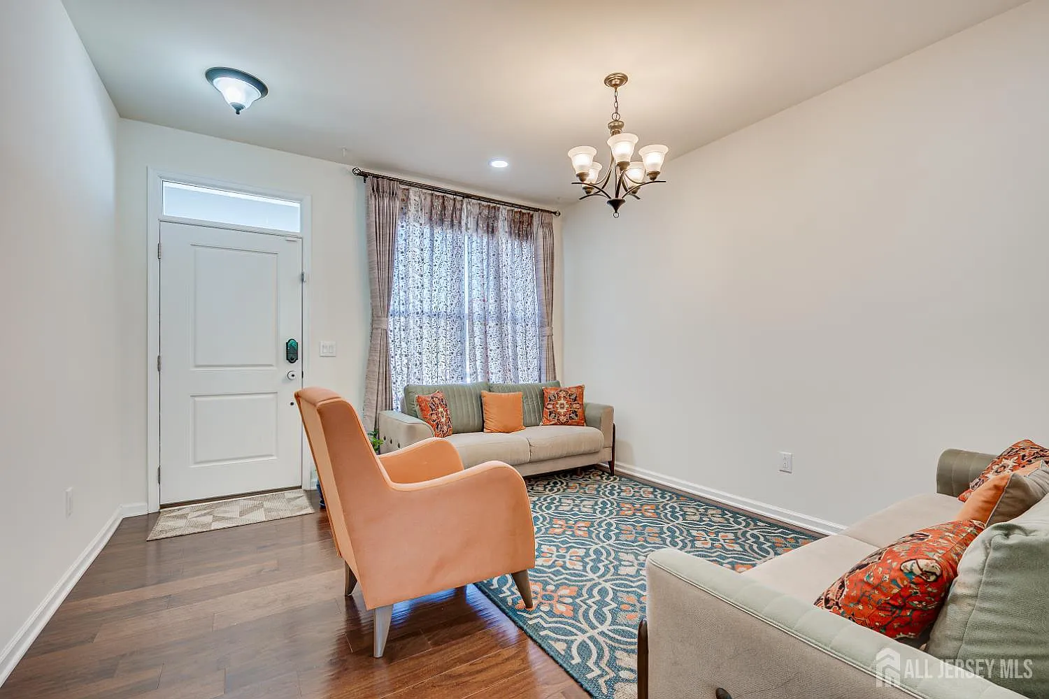 3 bed, 3.5 bath, $3,750 — Photo 4