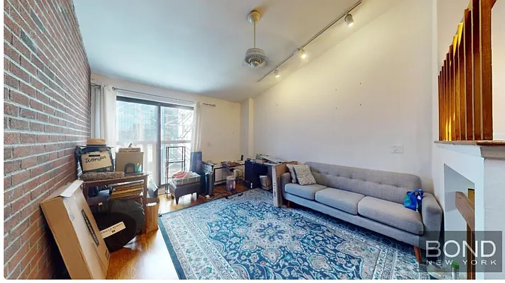 Rented by Bond New York | media 7