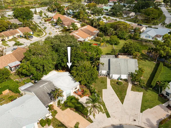 188 Pinewood Court, Jupiter, FL 33458