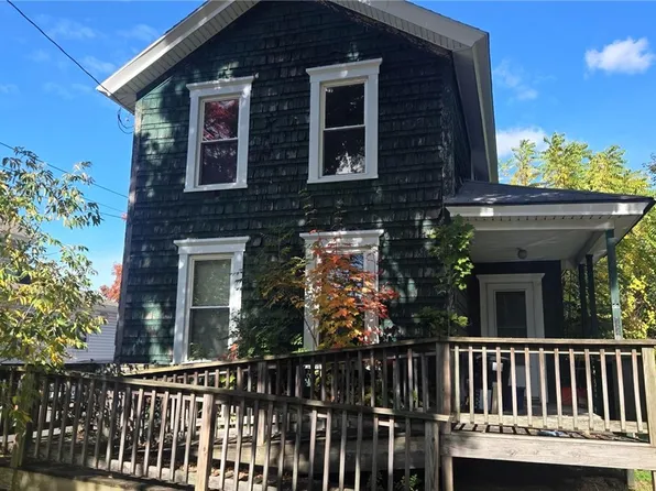 220 W Ellis St, East Syracuse, NY 13057