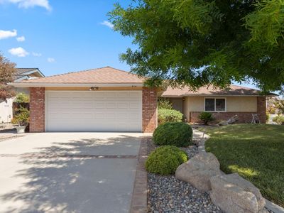 498 Cedar St, Hanford, CA, 93230