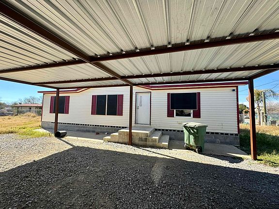 2nd image of 1443 Margarita Ln