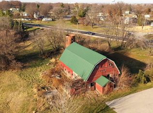 21 Northwest Xing, Davenport, IA 52806