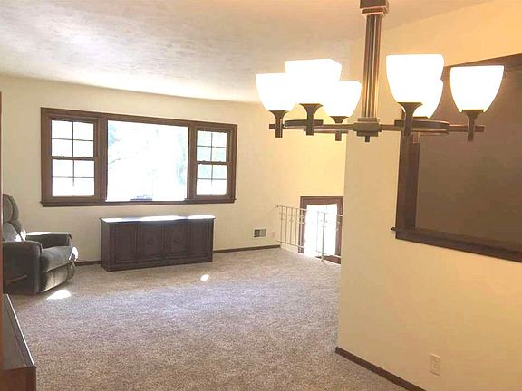 4th image of 4106 N 93rd St