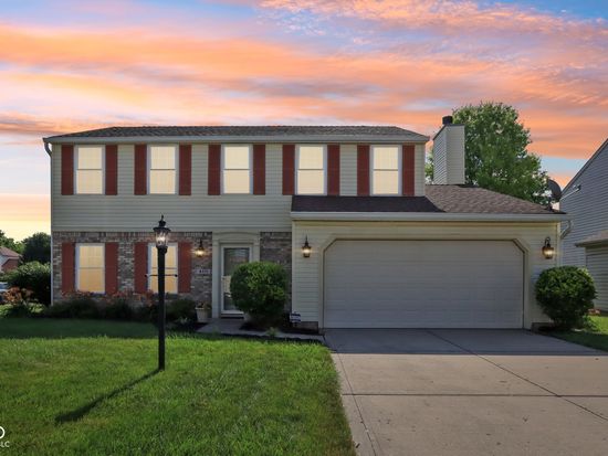6711 Crestwell Ln, Indianapolis, IN 46268