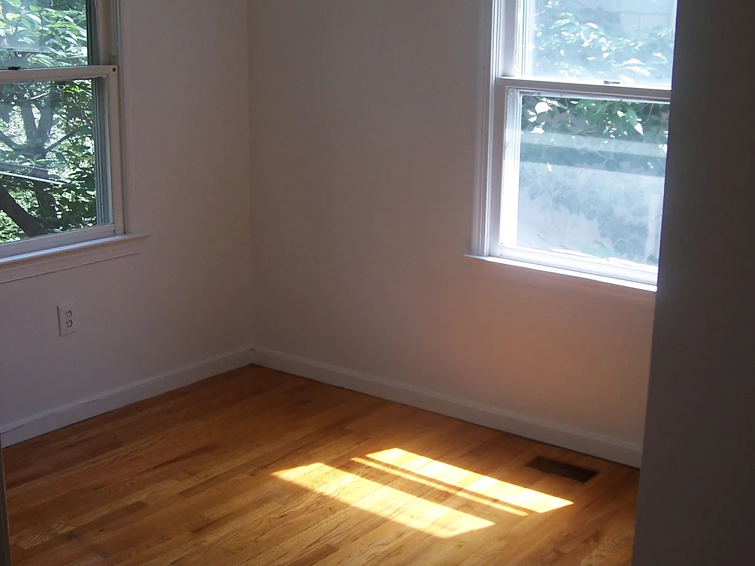 8 Union Street - 1 — Photo 3