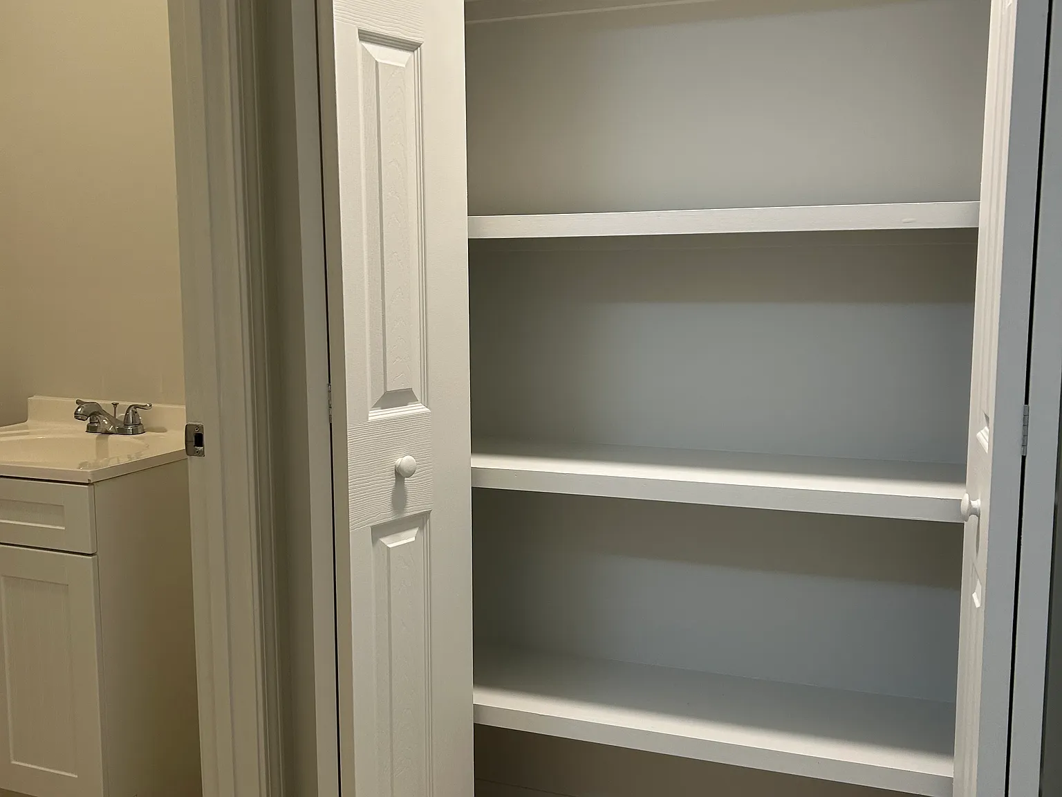 2 bed, $1,400 — Photo 3