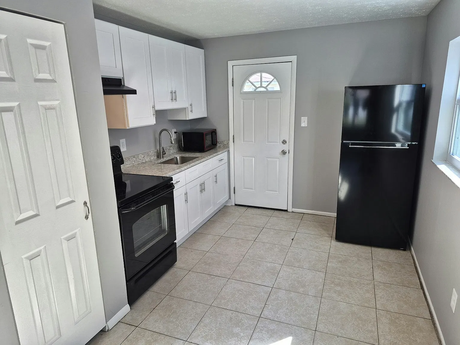 1511 East 140th Avenue, Unit G — Photo 3