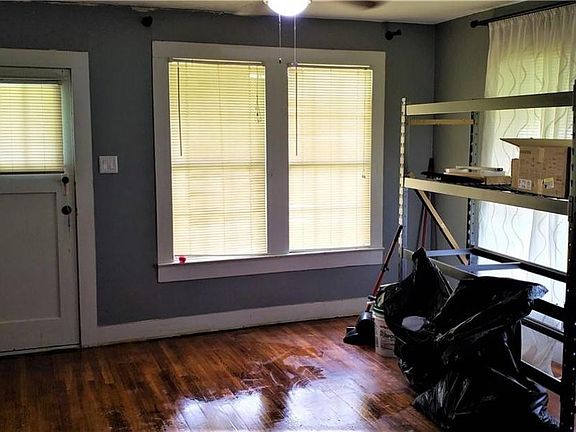 4th image of 206 Eddy St