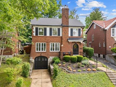 7424 University Dr, Saint Louis, MO, 63130