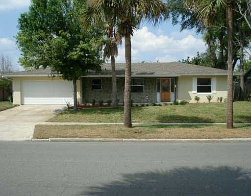 1st image of 4415 Haylock Dr