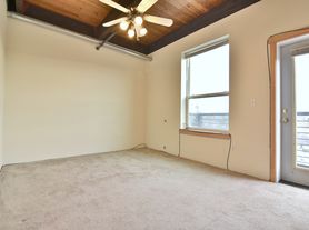 2808 NE Martin Luther Xing
