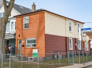 104 Benson Ave, Toronto, ON M6G2J1