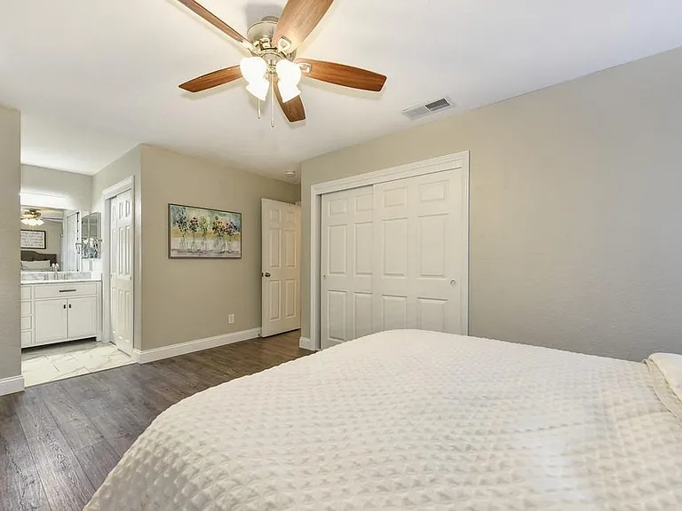 8313 Crossoak Way — Photo 7