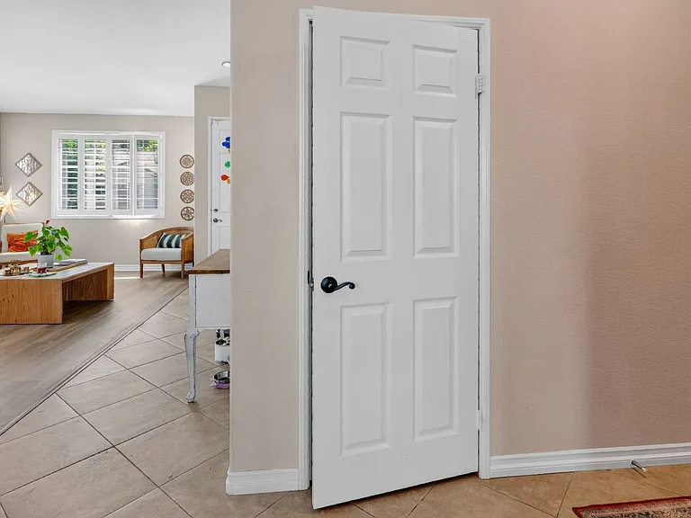 1528 Knoll Park Gln — Photo 11