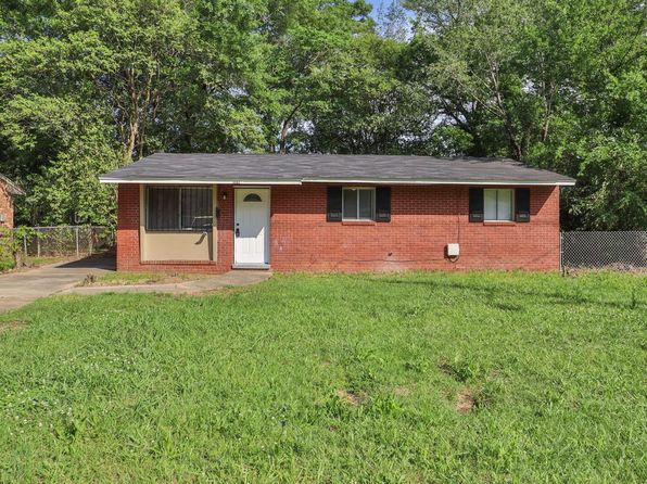 1052 Enoch Dr