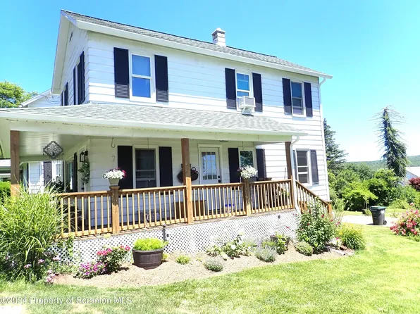 314 Susquehanna St, Forest City, PA 18421