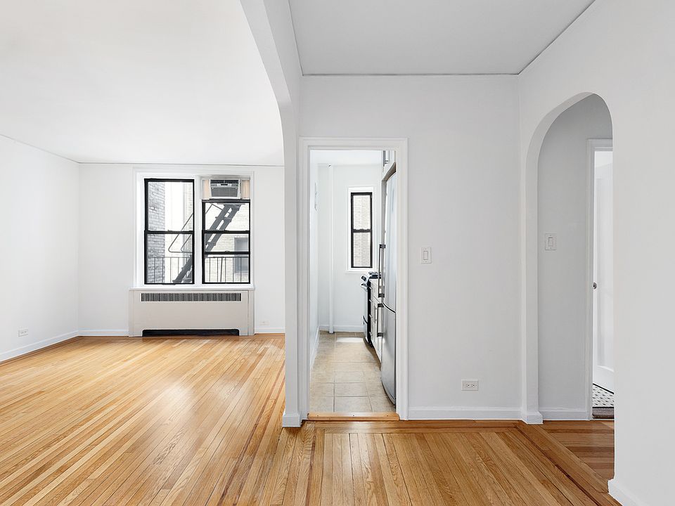 1st image of 107 University Pl #5E