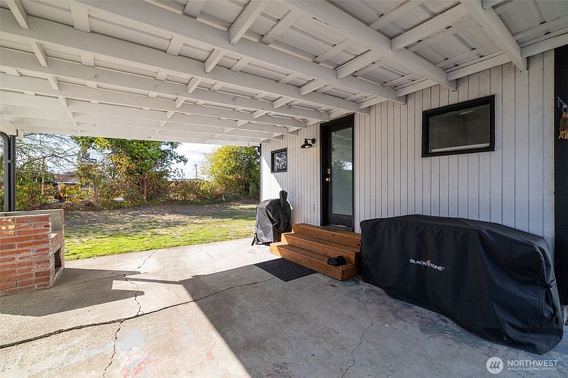 5th image of 1307 SW Johnson Avenue