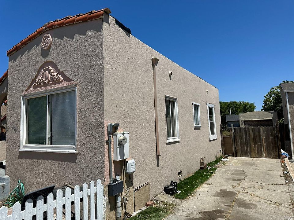 2nd image of 430 W 9th Street