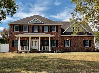 15775 N Cobblestone Ct, Effingham, IL 62401