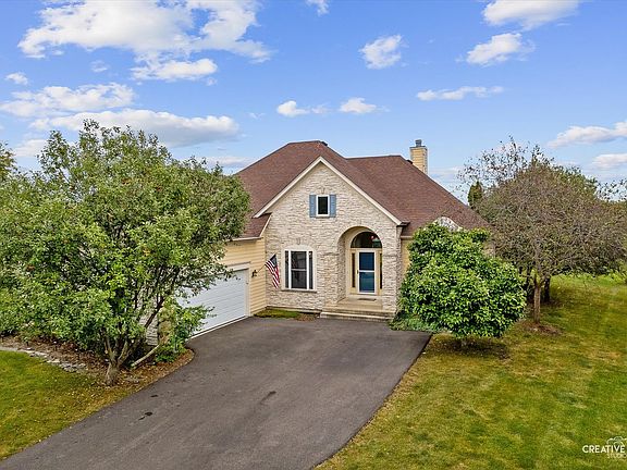 2nd image of 2446 Worthington Dr
