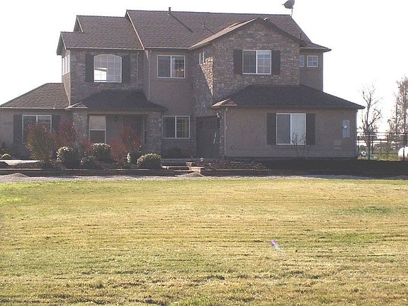 Beautiful 2 acre lot