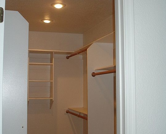 5th image of 1840 E Harmony Cir