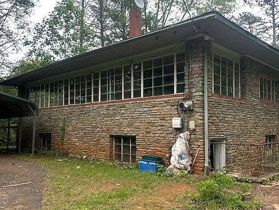 2nd image of 2870 Rutherford College Rd